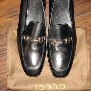 Black dress shoes